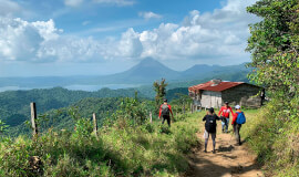 Private Extreme Hike adventure between La Fortuna and Monteverde