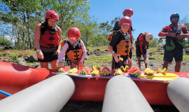 Adventure Connection between La Fortuna and Manuel Antonio with White Water Rafting Balsa River II - III