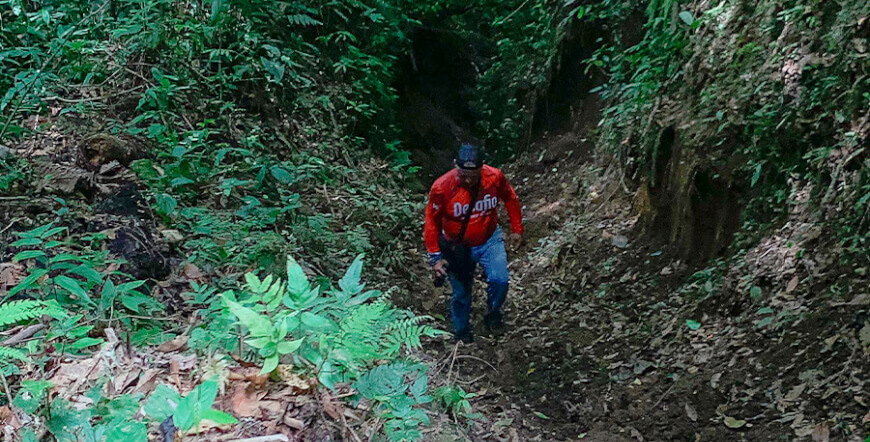 Extreme Hike adventure from La Fortuna to Monteverde